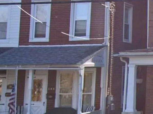 108 W Penn Ave, Robesonia, PA 19551