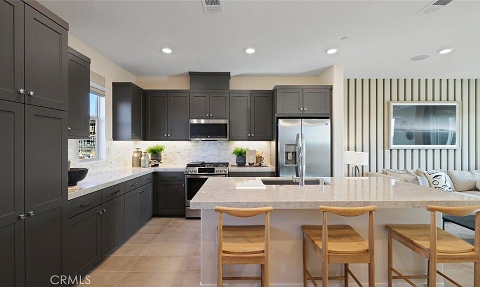1st image of 511 Tamarind Way #C