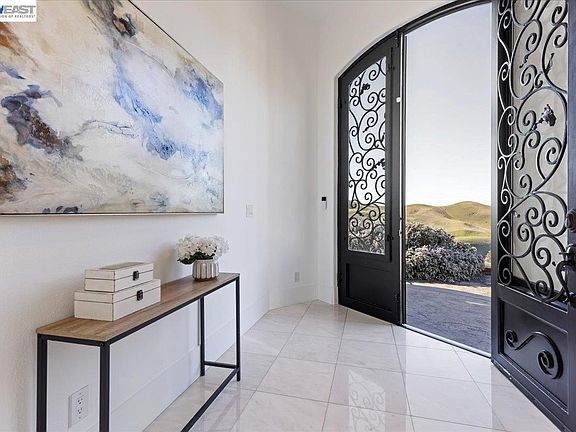 5th image of 12400 Morgan Territory Rd