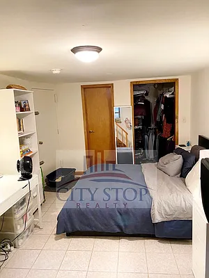 Rented by City Stop Realty | media 19