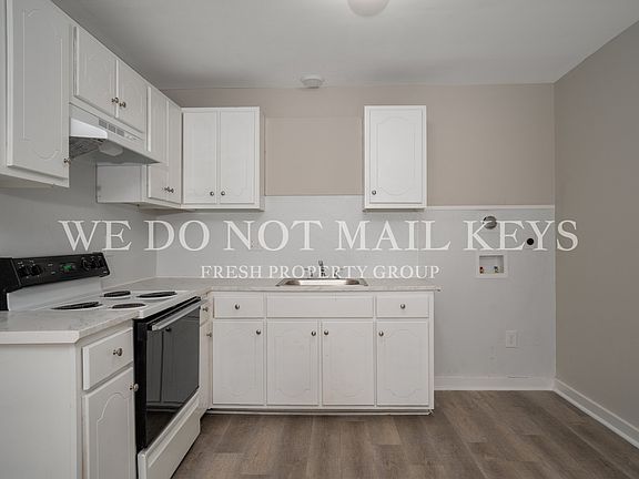 5th image of 102 Nandina Ct