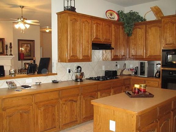 5th image of 1411 Lowes Farm Pkwy