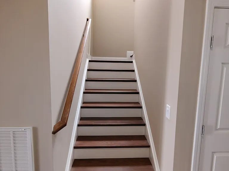 5001 Laughing Brook Ln — Photo 8