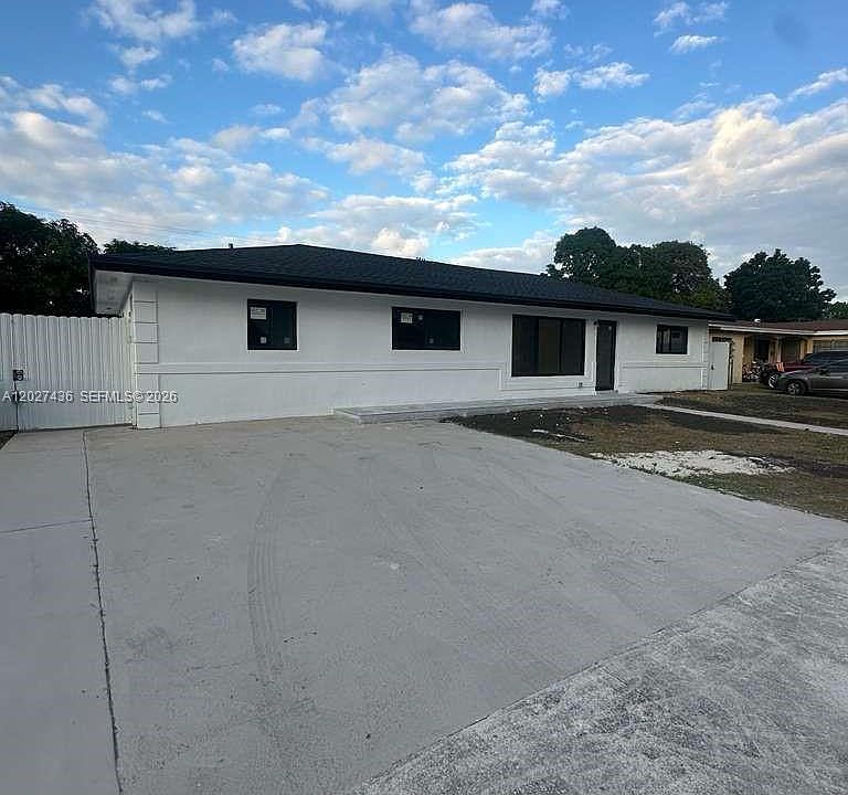 1st image of 2041 NW 190th Ter