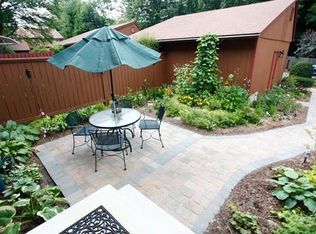 30 Warburton Way, Northampton, MA 01060