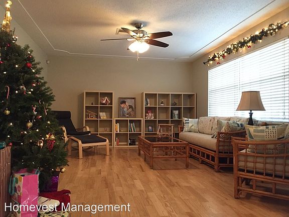 4th image of 2045 Nottingham Dr