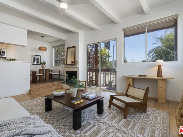 100 S Venice Blvd APT 3, Venice, CA 90291