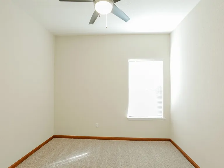 11810 Navasota St — Photo 16