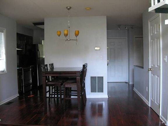 Dining/Kitchen