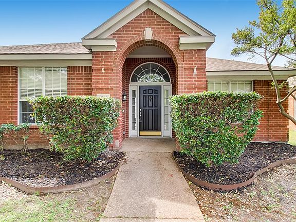3rd image of 2709 Wickham Ct