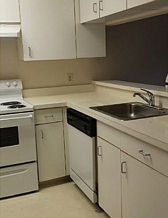 3rd image of 1101 Coral Club Dr #1101