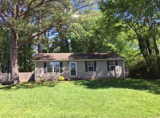 1003 McGregor Dr, Clarksville, TN 37040