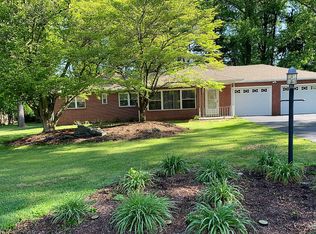 3222 Magnolia Dr, Hendersonville, NC 28792