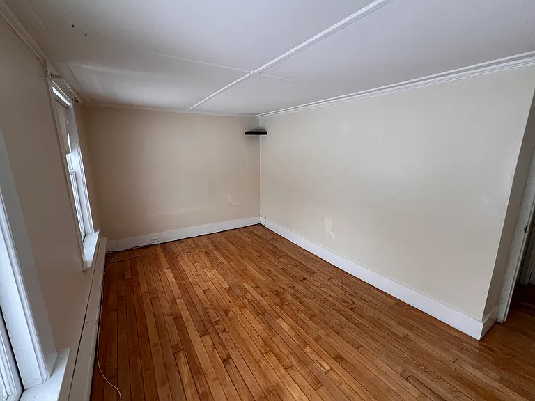 1323 Main St #2 — Photo 8