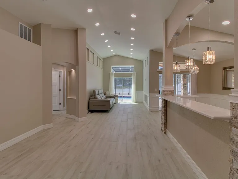 131 Andrews Rd — Photo 4
