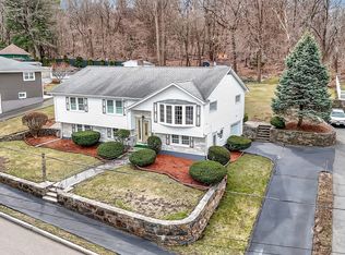 74 Churchill Rd, Quincy, MA 02169