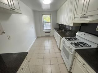 79-25 150th St #B23, Flushing, NY 11367