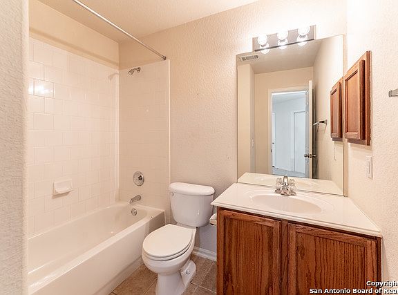 5th image of 3802 Bennington Way