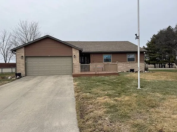16 Centennial, Franklin, IL 62638