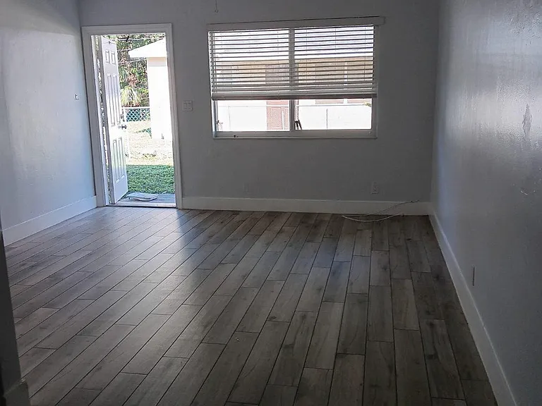 4961 SW 28th Ter #2 — Photo 6