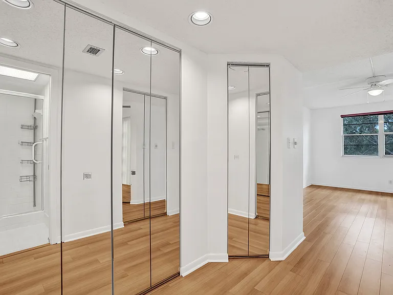 1501 Cayman Way #C4 — Photo 13