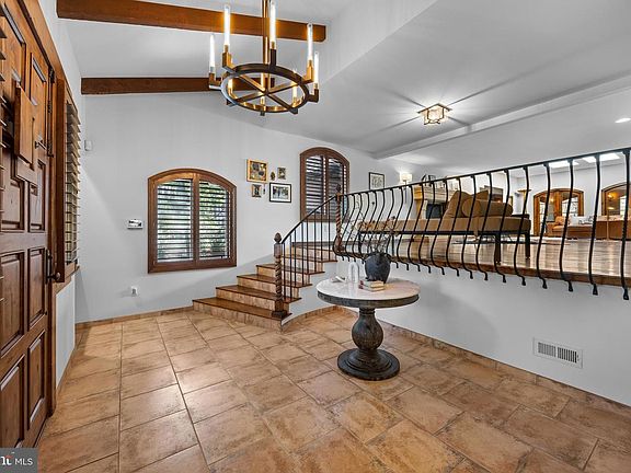 5th image of 1344 Tydings Rd