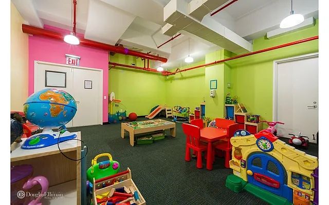 Rented by Douglas Elliman | media 24