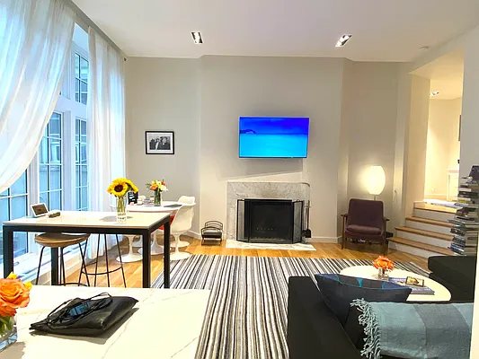 Rented by Corcoran | media 14