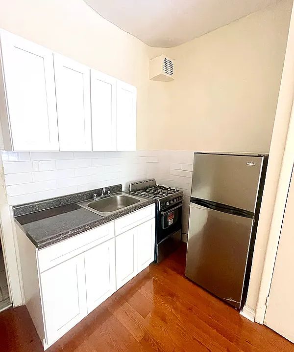 1st image of 503 Quincy St #1C