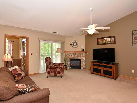 5th image of 4950 W Maple Leaf CIRCLE