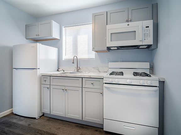 4th image of 269 Graves St Floor 2
