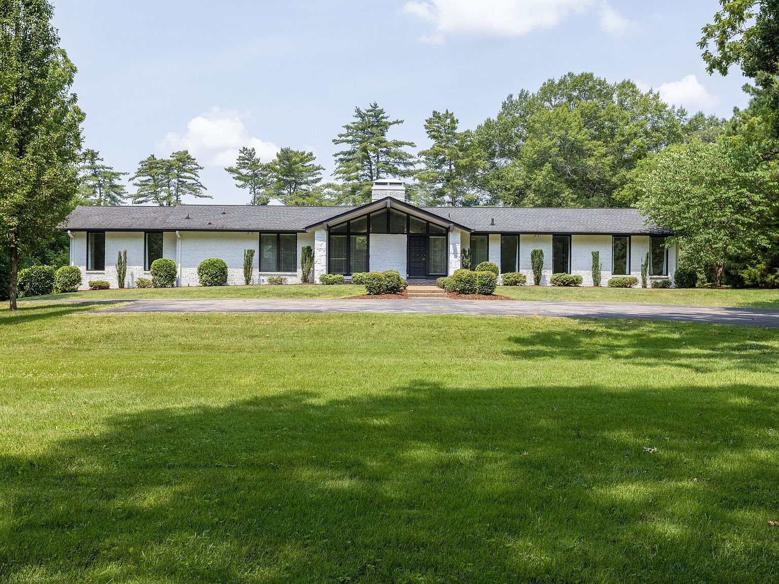 6018 Bresslyn Rd, Nashville, TN 37205 Zillow