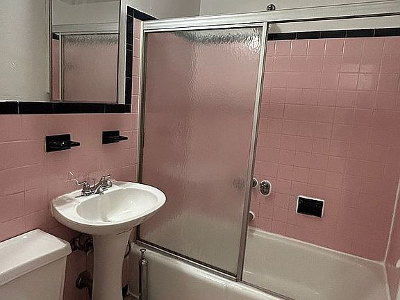 4th image of 21 W 129th St APT 5A