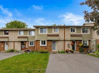 158 Barrow Cres #19, Ottawa, ON K2L2J1
