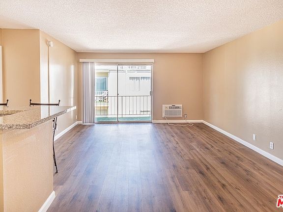 5th image of 256 S La Fayette Park Pl APT 306