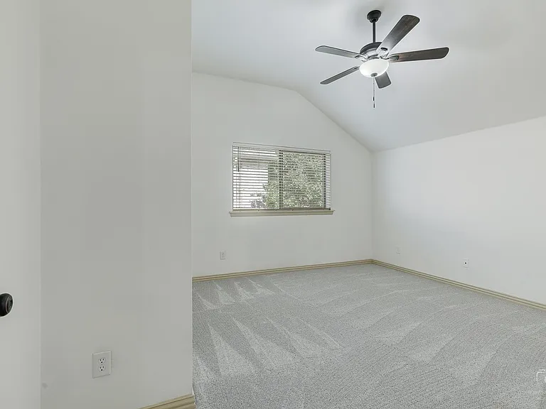 3075 Clearfork Trl — Photo 37