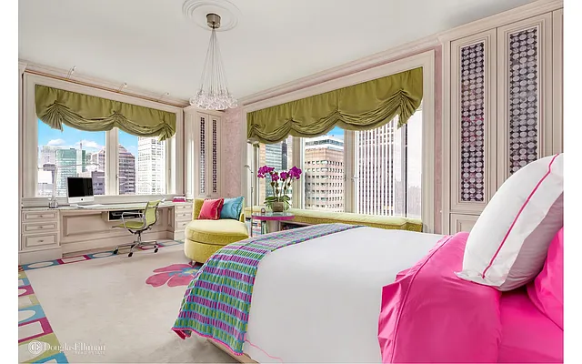 Sold by Douglas Elliman | media 14