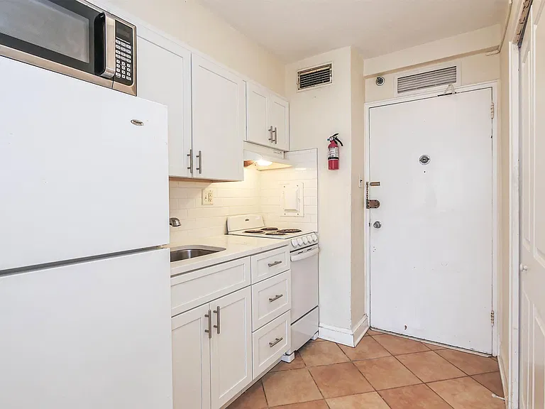 101 S Raleigh Ave #521 — Photo 8