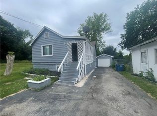 175 Gordon Ave, Campbell, OH 44405
