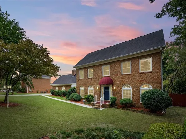 5573 Manassas Run, Stone Mountain, GA 30087