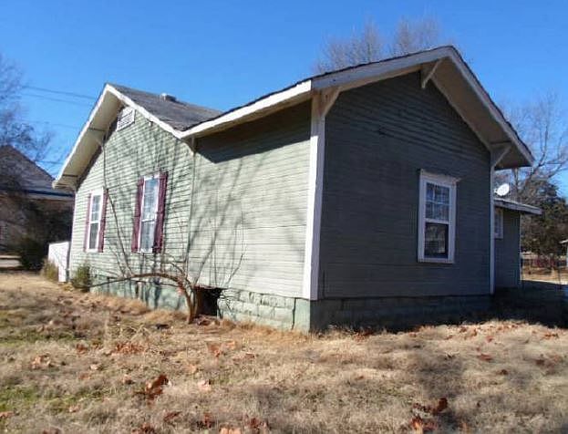 2nd image of 618 N 20th St