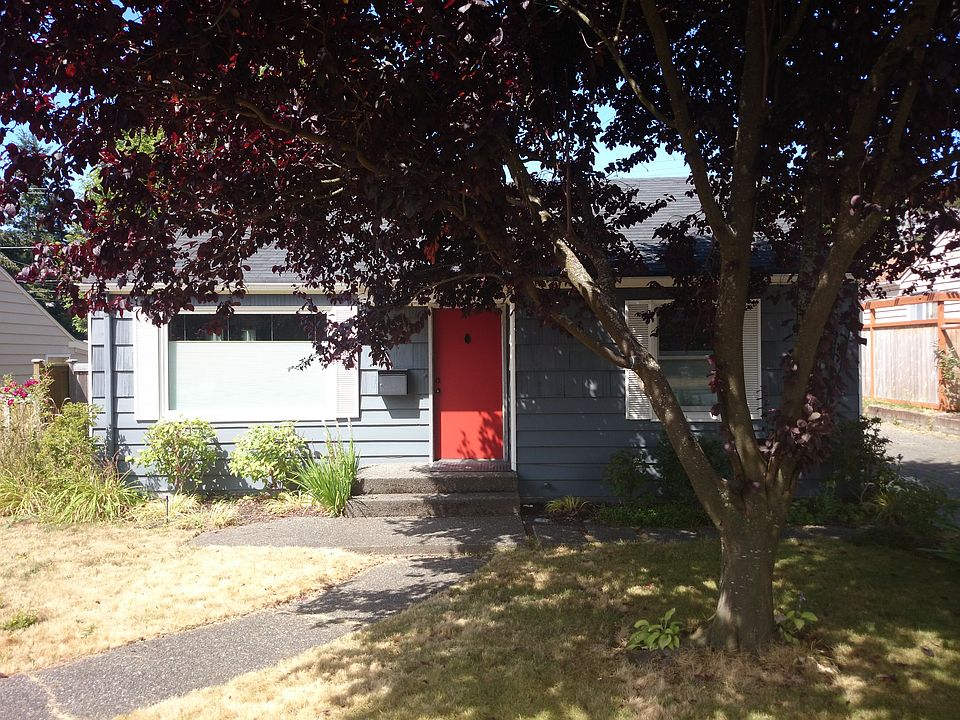 2nd image of 4553 49th Ave SW