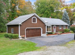 3 Amidon Ave, Amesbury, MA 01913