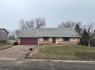 8850 82nd Street Ct S, Cottage Grove, MN 55016