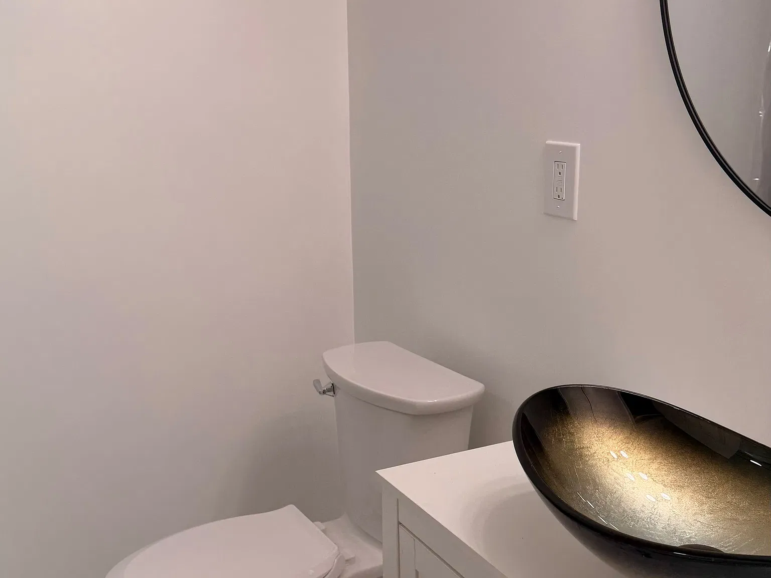 2 bed, 998 sqft, $2,000 — Photo 2