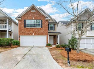 662 Shadow Lakes Dr, Lithonia, GA 30058