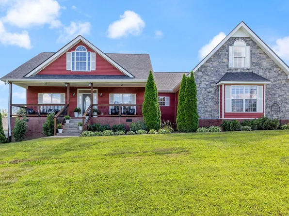 103 Sweet Briar Ln, Burns, TN 37029