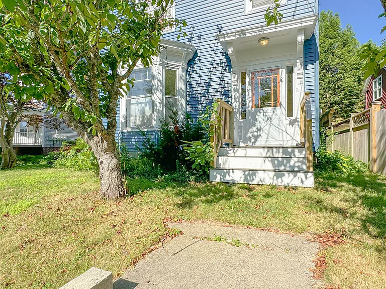 329 Preble St #1 — Photo 40