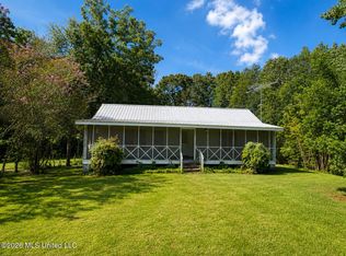 505 W 10th Ave, Lumberton, MS 39455