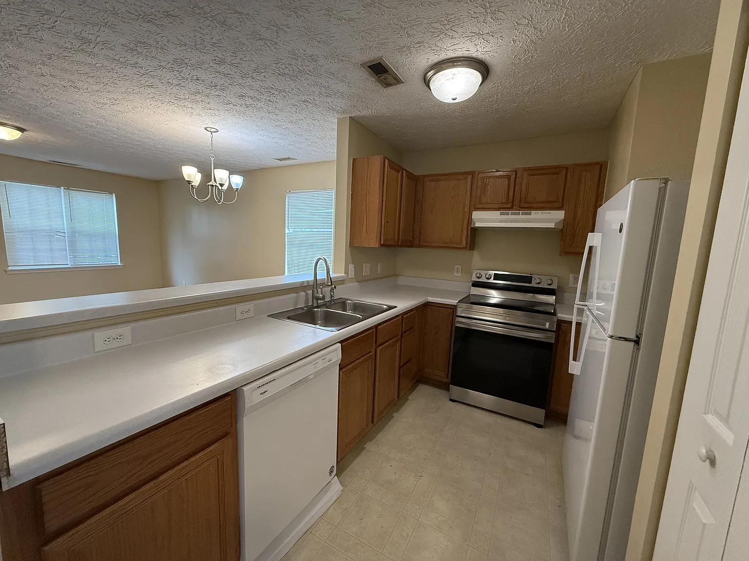 509 Cove Hollow Drive - 1 — Photo 4
